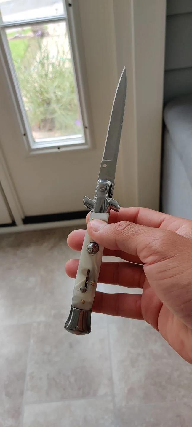 Italian Stiletto Switchblade Image Review 105