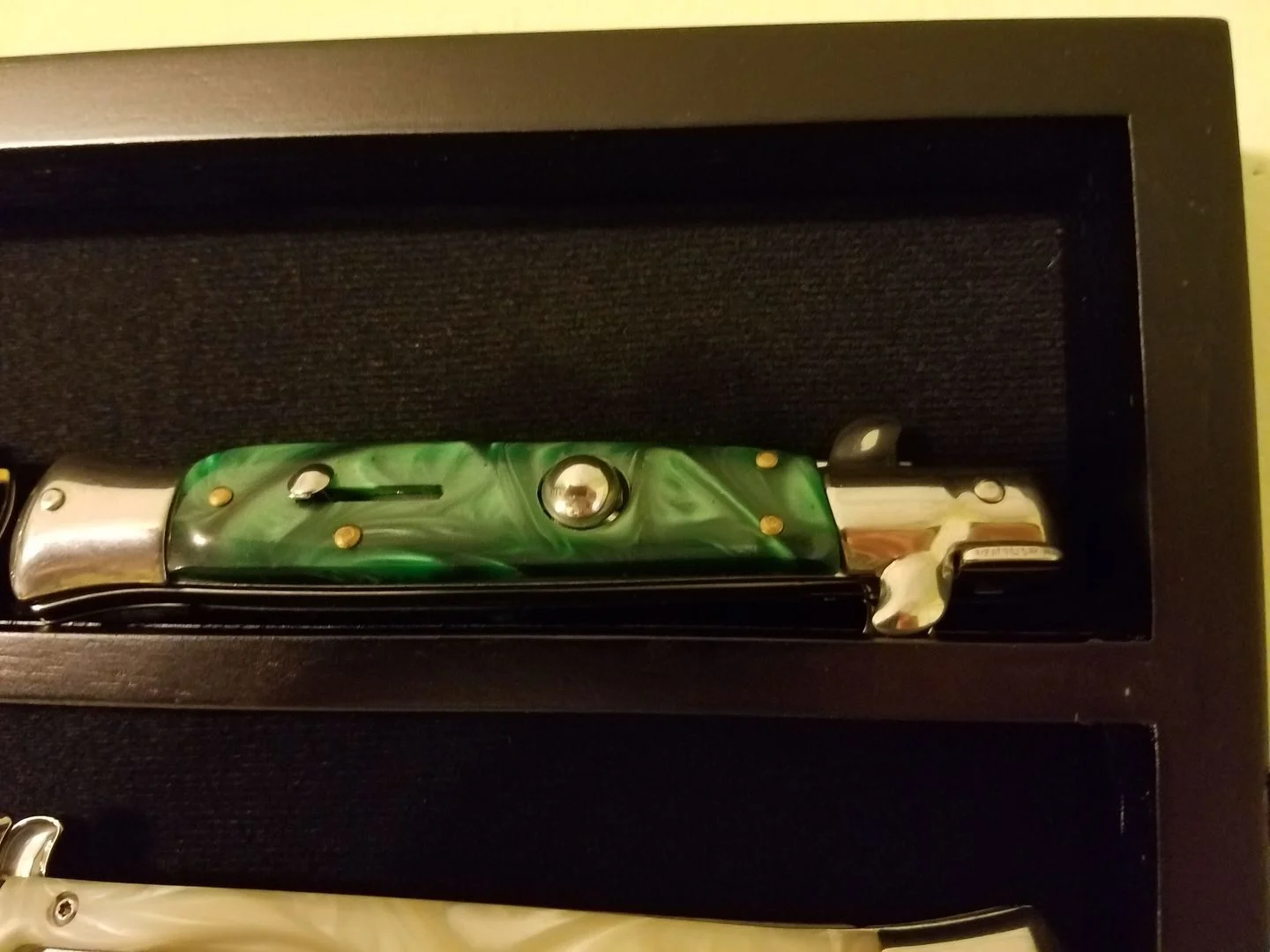 Italian Stiletto Switchblade Image Review 109