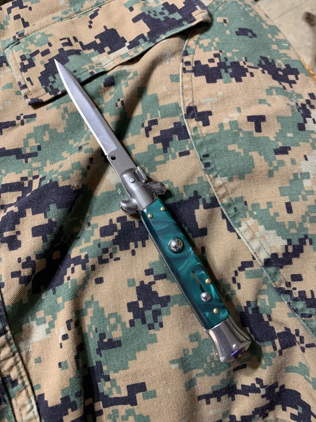 Italian Stiletto Switchblade Image Review 121