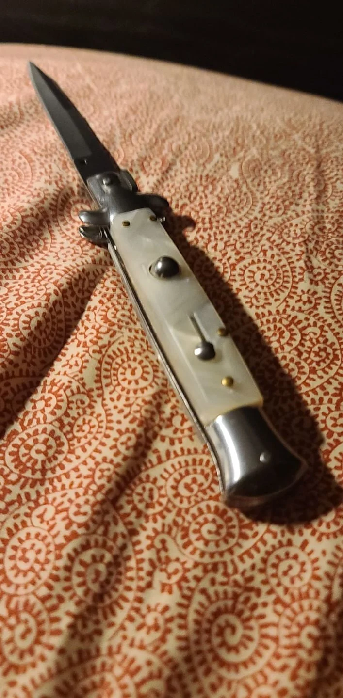 Italian Stiletto Switchblade Image Review 133