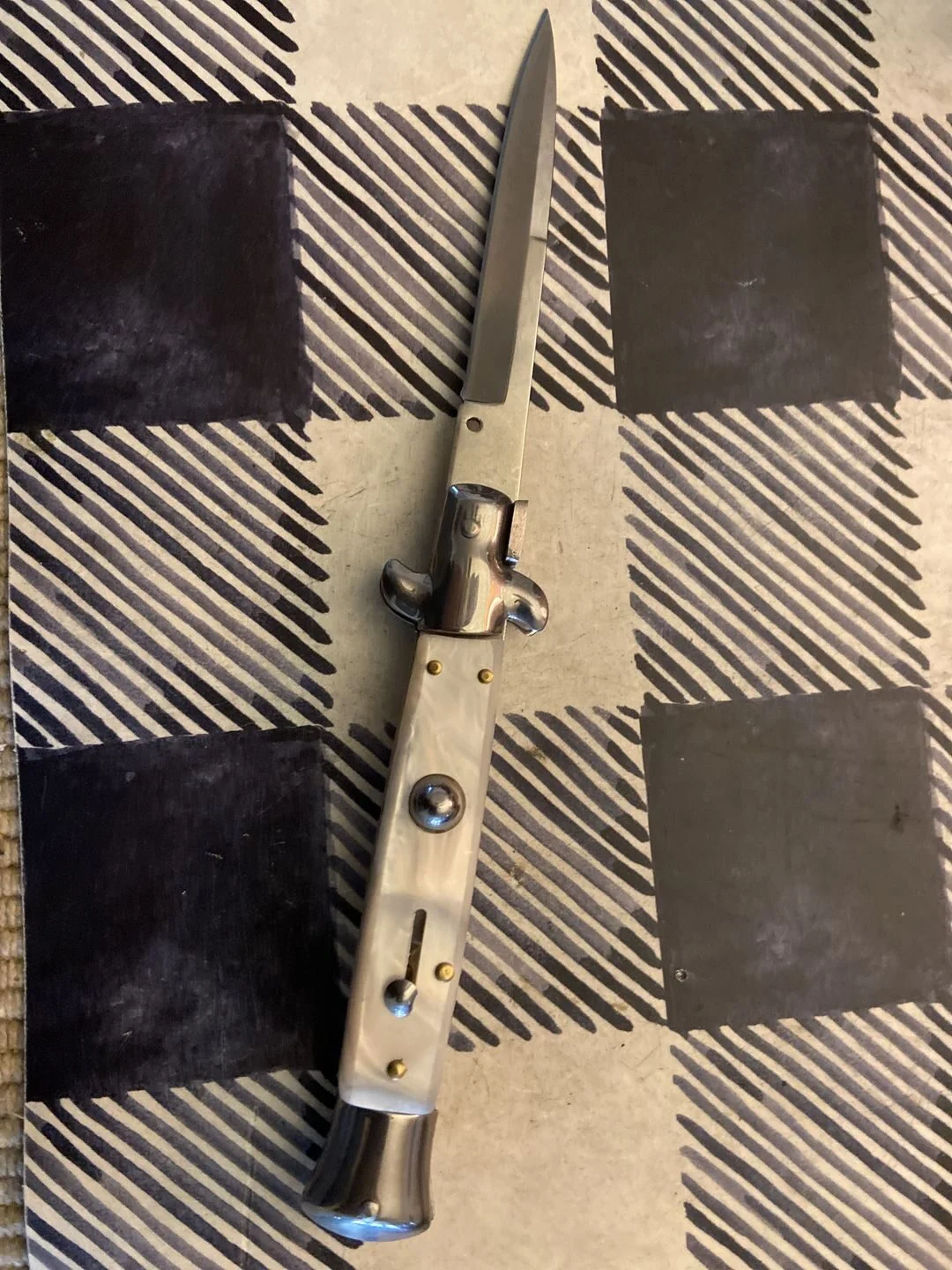 Italian Stiletto Switchblade Image Review 136