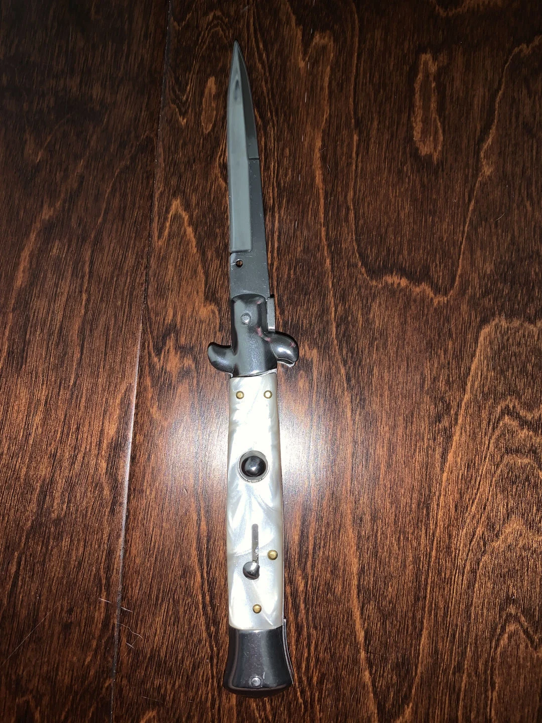 Italian Stiletto Switchblade Image Review 140