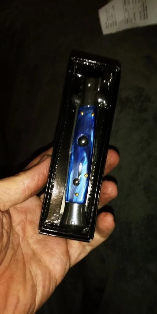 Italian Stiletto Switchblade Image Review 150