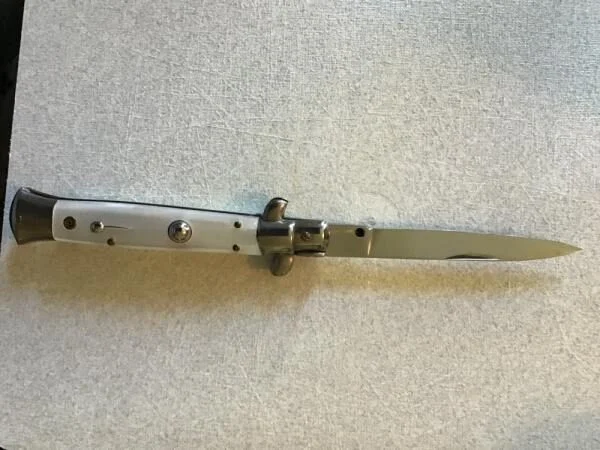 Italian Stiletto Switchblade Image Review 188