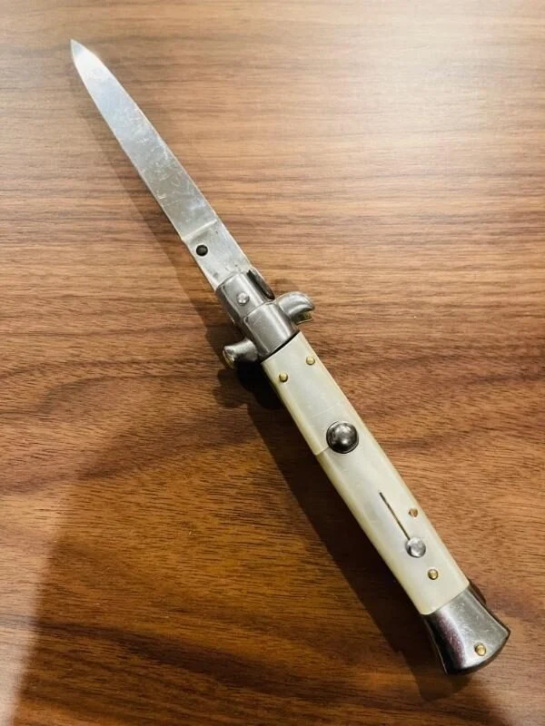 Italian Stiletto Switchblade Image Review 197